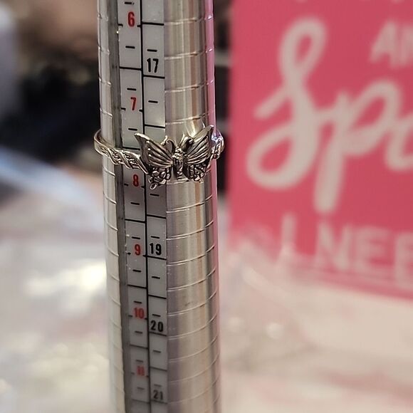 Butterfly Dainty 925 Sterling silver Ring size 7.75 NWT - Picture 6 of 6
